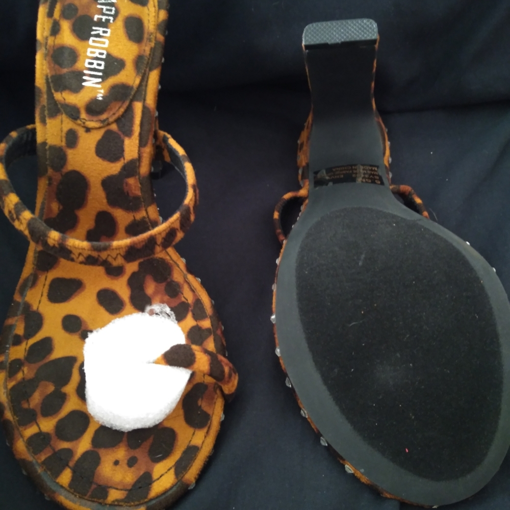Leopard heels - Picture 3 of 4